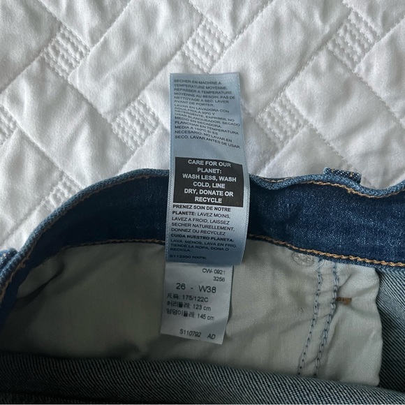 Signature by Levi Strauss & Co High Rise Short - Picture 6 of 6